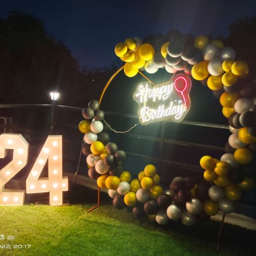 birthday decoration with ring neone